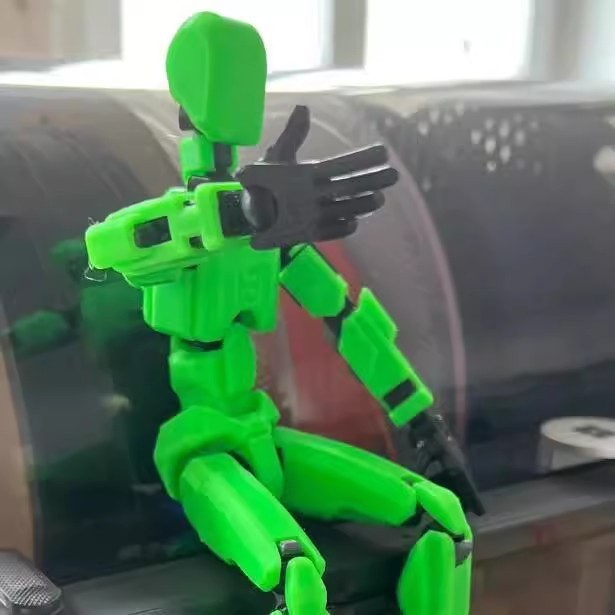 Build-It-Yourself Articulated Action Doll – PLA+PETG Plasti